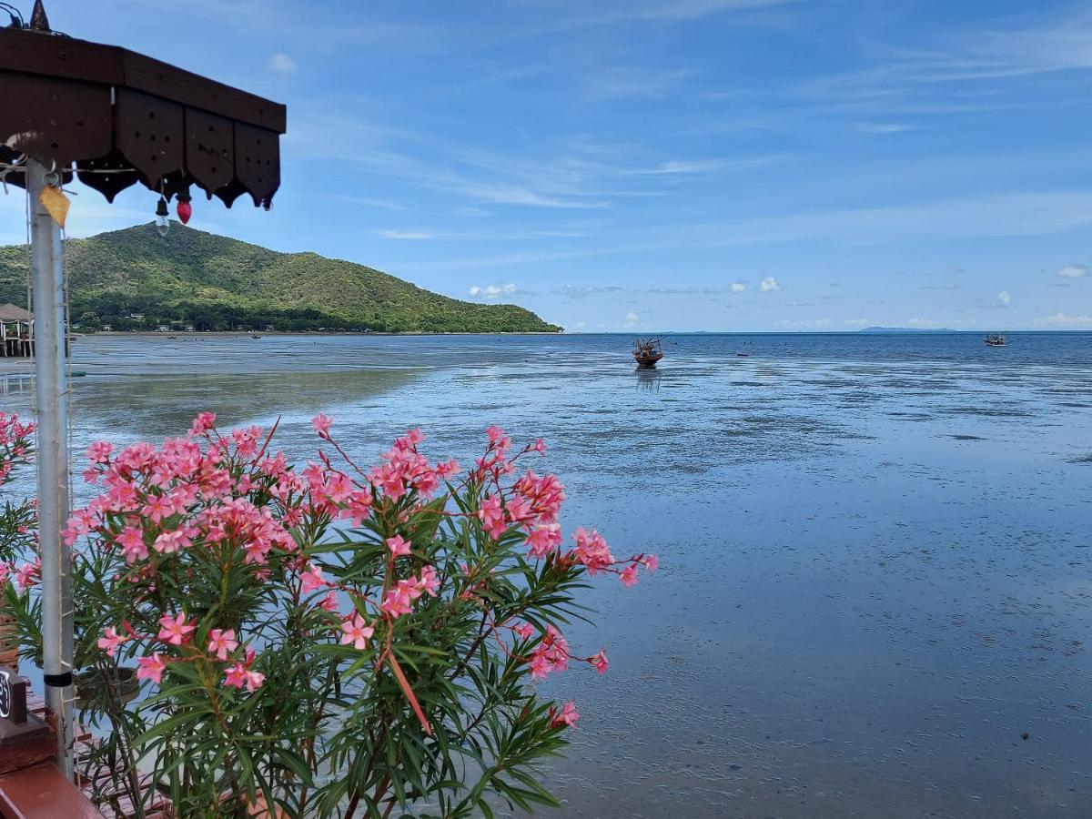 Ruan Talay Bangsaray Hotel ชลบุรี ภายนอก รูปภาพ